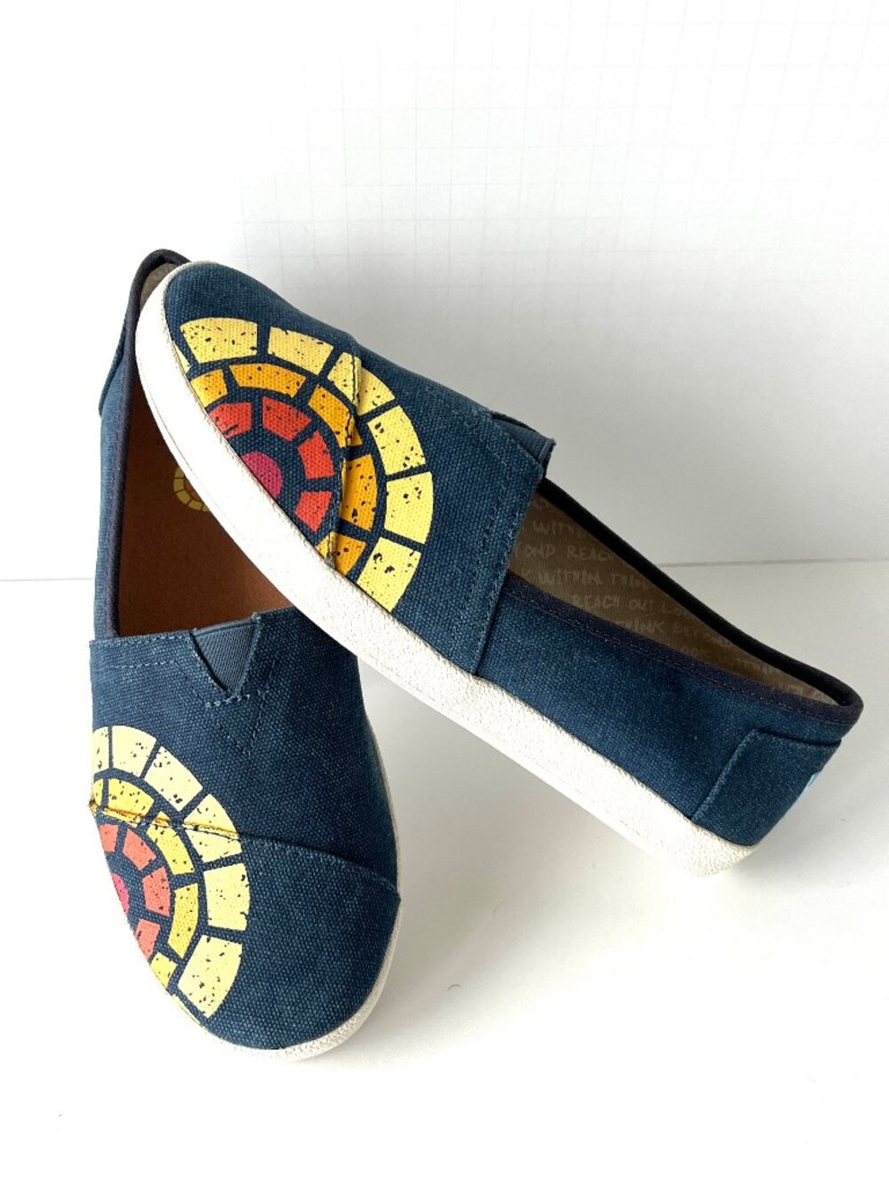 Toms Slip ons, Avalon Washed Navy Canvas CTAOP, New, Old Stock, Size 8.5